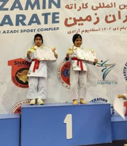 درخشش دانش آموز فیروزه در مسابقات کاراته کشور