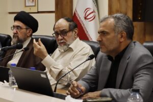 مهمترین راه نفوذ دشمن افکارعمومی است مهمترین راه نفوذ دشمن افکارعمومی است