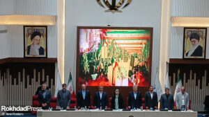 برگزاری کنفرانس خبری استاندار هم‌زمان با هفته دولت و با حضور وزیر راه و شهرسازی  در مشهد مقدس