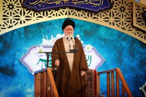دشمن به دنبال ایجاد گسست بین خودباوری و خداباوری در نسل جوان است