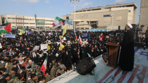 ملت ایران در جنگ ۱۲ روزه زیر پرچم رهبری ایستاد