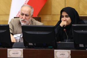 افزایش حقوق‌ها تا ۵۰ درصد با توجه به شرایط سخت معیشتی مردم باید مورد توجه قرار گیرد