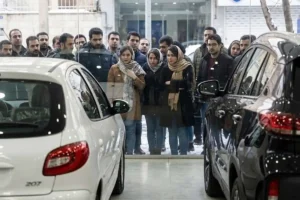 راز هجوم ۱۰ میلیونی متقاضیان به قرعه‌کشی ایران خودرو آذر
