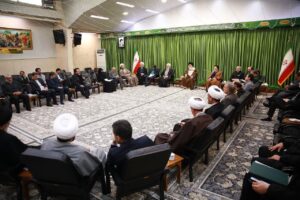 دیدار آیت الله علم الهدی با اعضای ستاد گرامیداشت دهه فجر و مهدویت