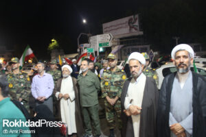 تقدیر از ملت مبعوث شده توسط  پرسنل ارتش در شمال شرق با اهدای گل