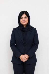 «ملکه مهروماه»؛ نخستین تجربه ادبی سوگند فانی