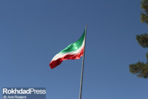 گلباران و عطرافشانی مزار شهدای مشهد در بهشت رضا(ع) گلباران و عطرافشانی مزار شهدای مشهد در بهشت رضا(ع)